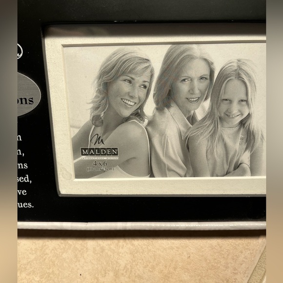 Malden Frame NWT - Picture 2 of 5